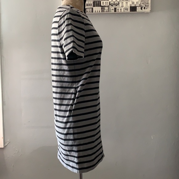 Marc Jacobs striped dress with pockets. - Picture 3 of 4